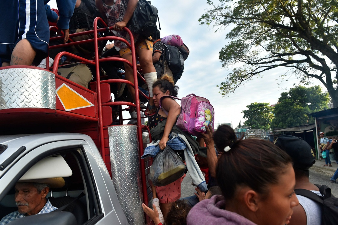 Exhibiré a legisladores de EU que no apoyen regularizar a migrantes: AMLO