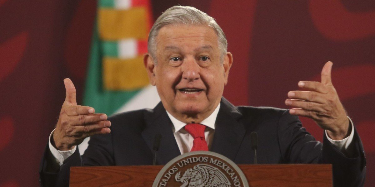 AMLO dice que sin intervención del INAI otros periodistas de grupos de intereses deberían informar cuánto ganan
