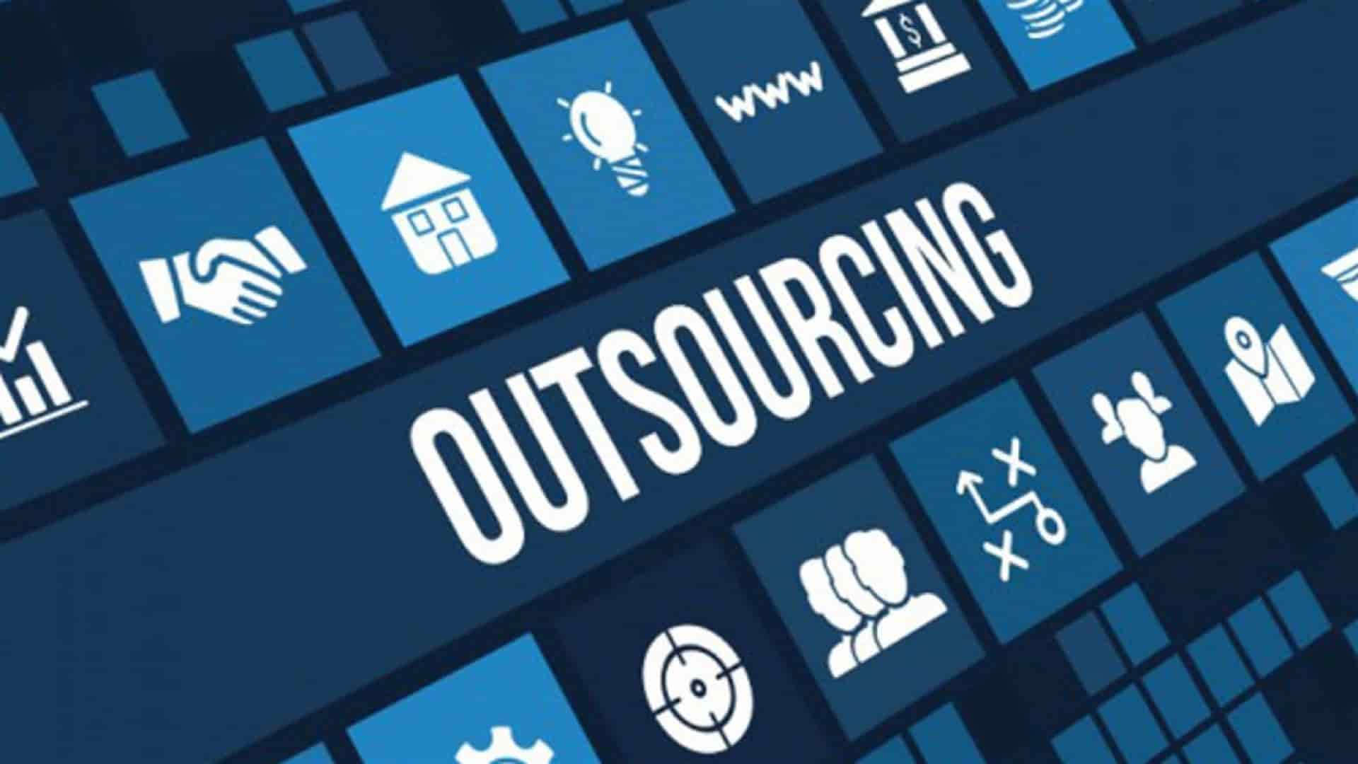 Regularizan a 2.9 millones de trabajadores antes en ‘outsourcing’