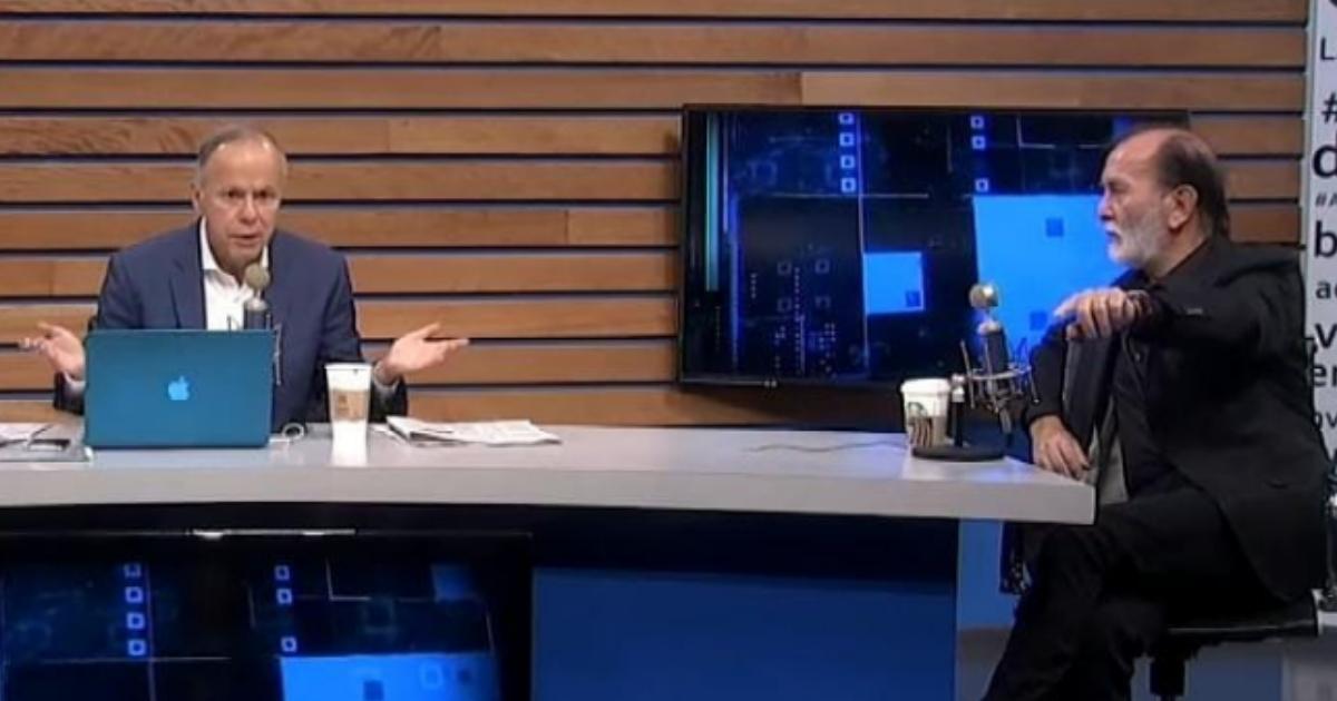 Epigmenio Ibarra exhibe y pide a Ciro Gómez Leyva disculparse por la “verdad histórica” sobre Ayotzinapa
