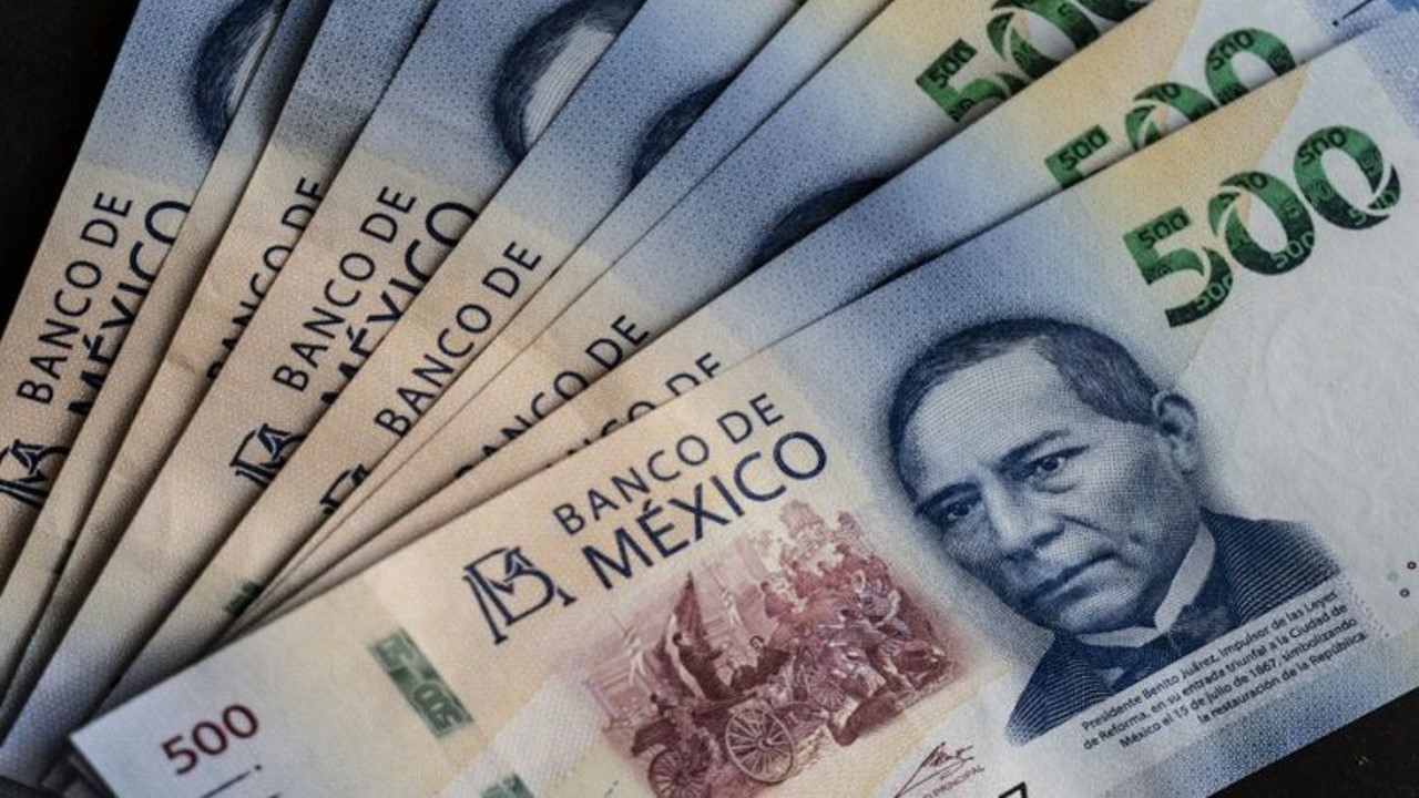 México reduce su deuda externa en 11.4%