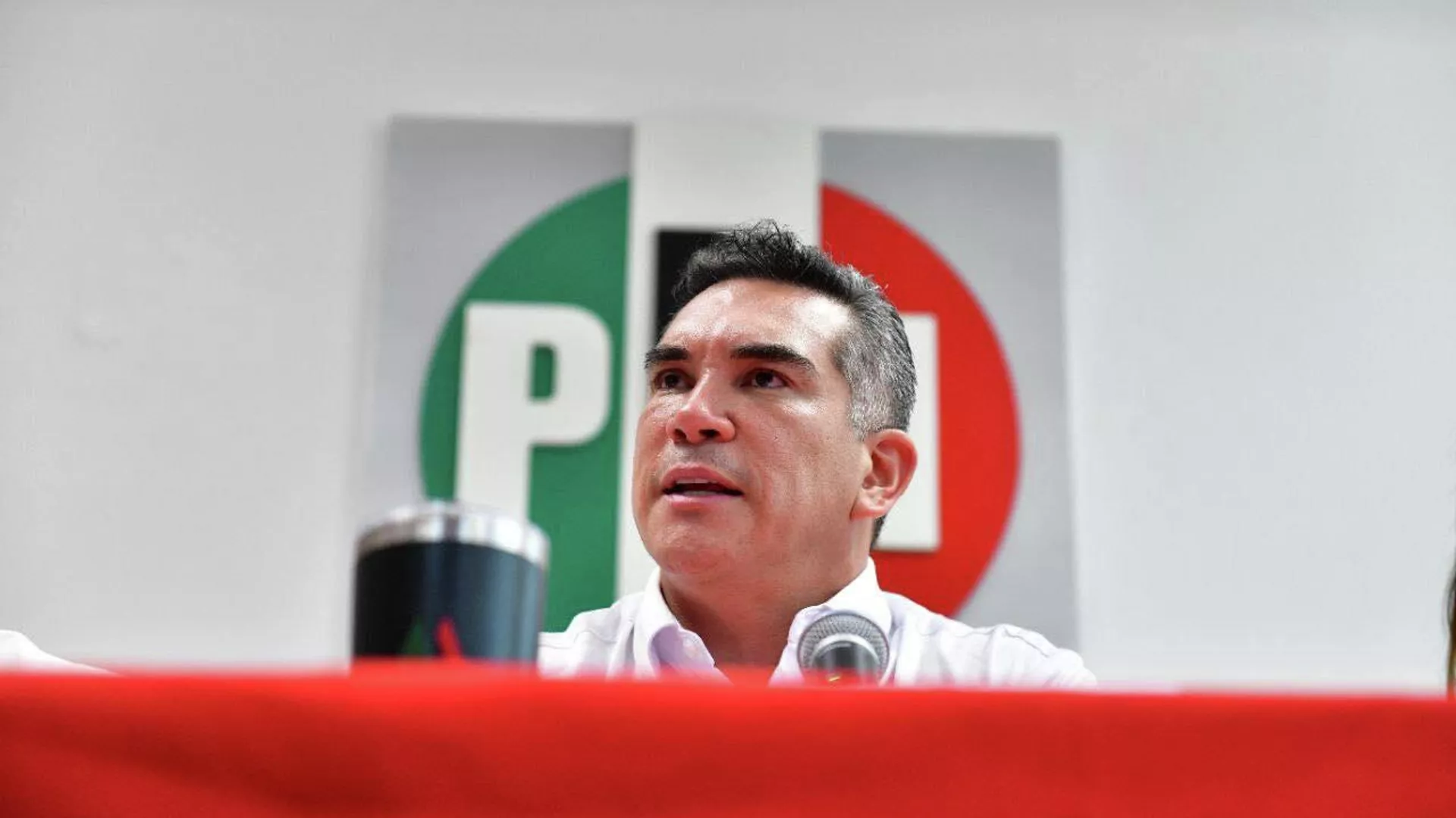 El desastre que le espera al PRI si pierde sus bastiones en Hidalgo y Oaxaca