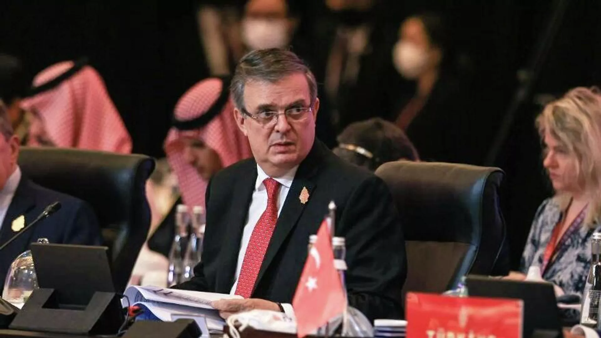 Ebrard busca el diálogo con Lavrov: “¿Qué podemos hacer para resolver el conflicto en Ucrania?”