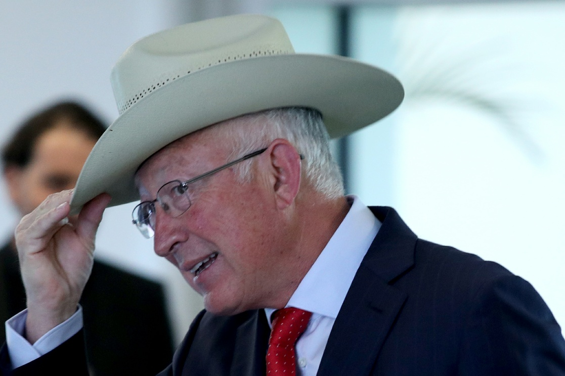 Defiende Ken Salazar su “buena relación” con López Obrador
