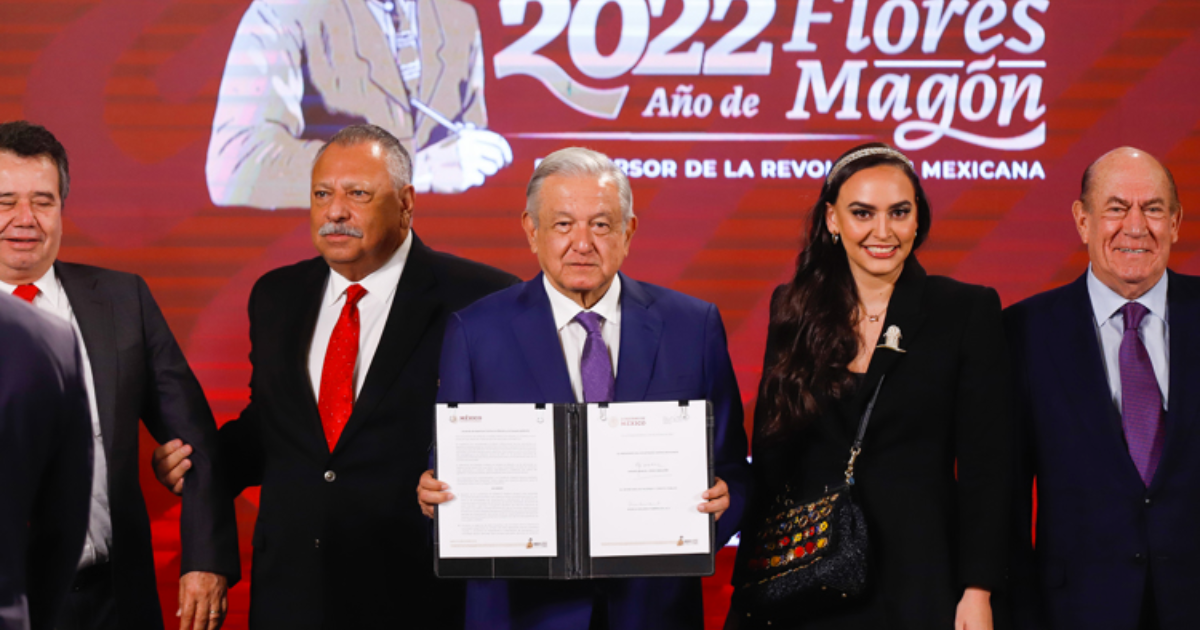 AMLO pacta plan con empresarios para enfrentar la inflación