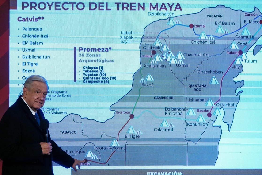Dejar en manos de Sedena el Tren Maya y el AIFA evitará que sean privatizados: AMLO