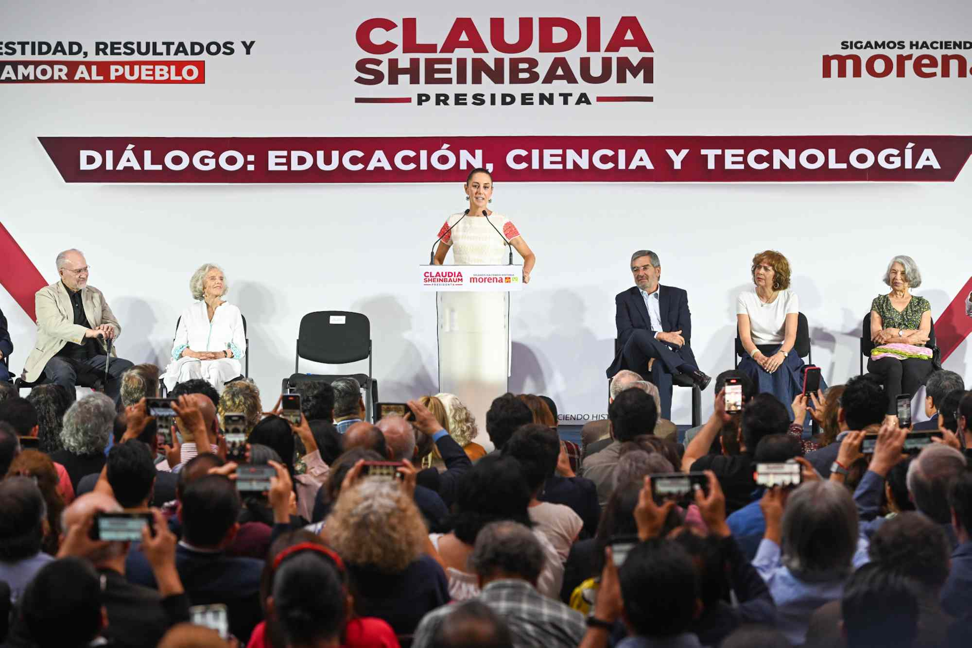 República educadora, humanista y científica: Sheinbaum se compromete a impulsar los científicos mexicanos