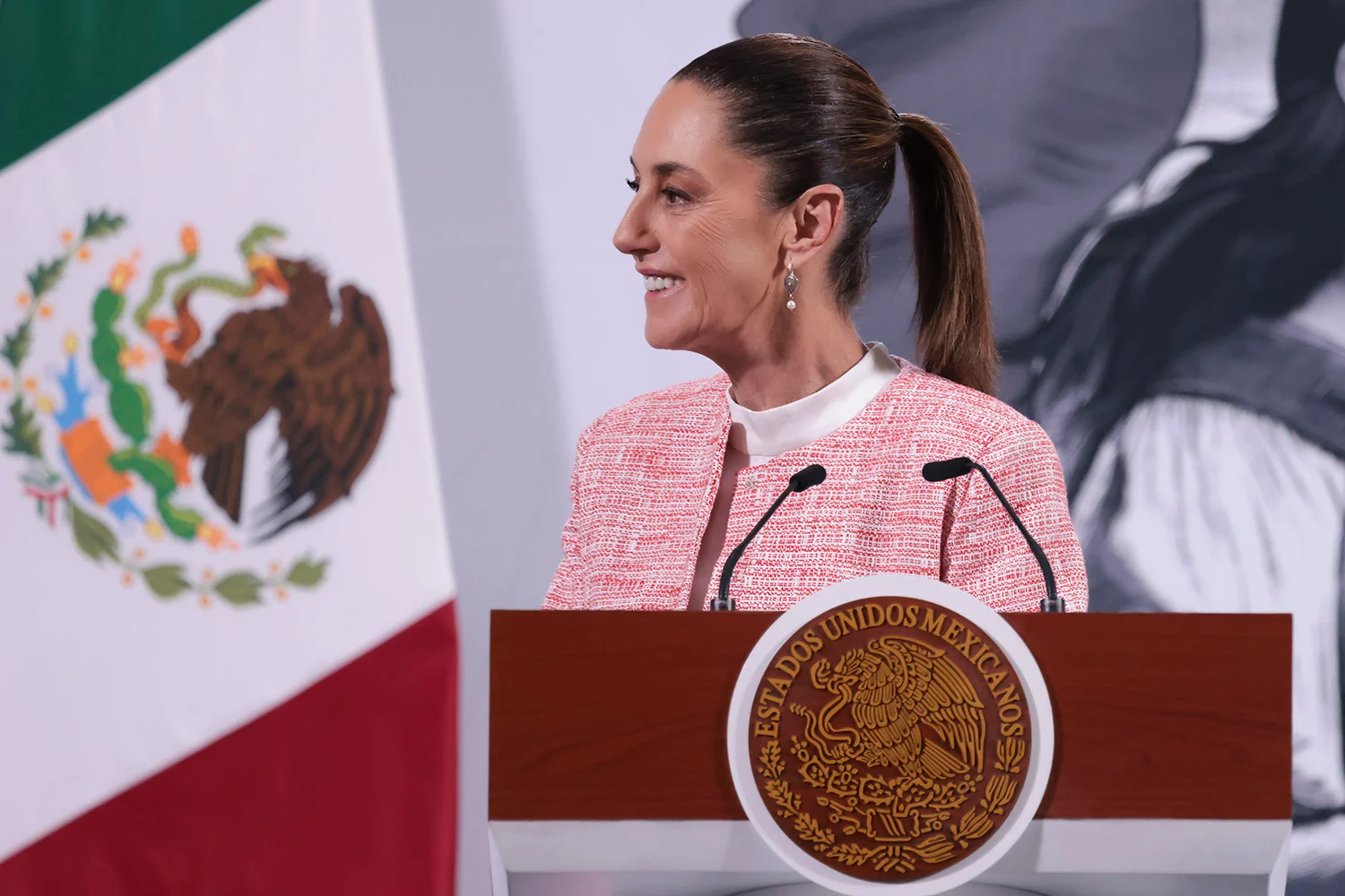 Por falta de respeto, SCJN no está invitada a 108 aniversario de la Constitución: Sheinbaum